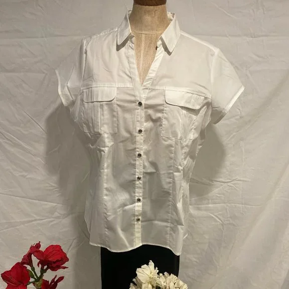 George White Button Up Blouse - Picture 2 of 3